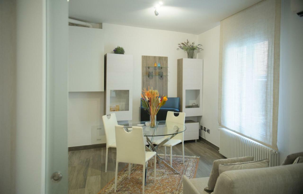 Andrea Luxury Apartments - D'Azeglio Bologne Extérieur photo